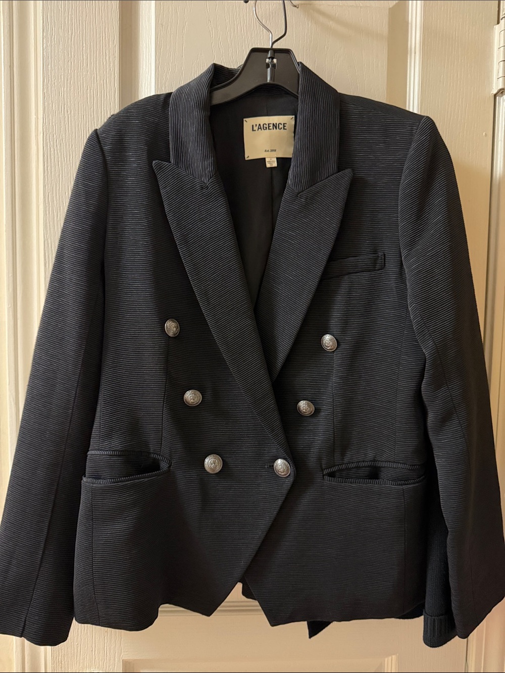 L'AGENCE Textured Black Double-Breasted Blazer